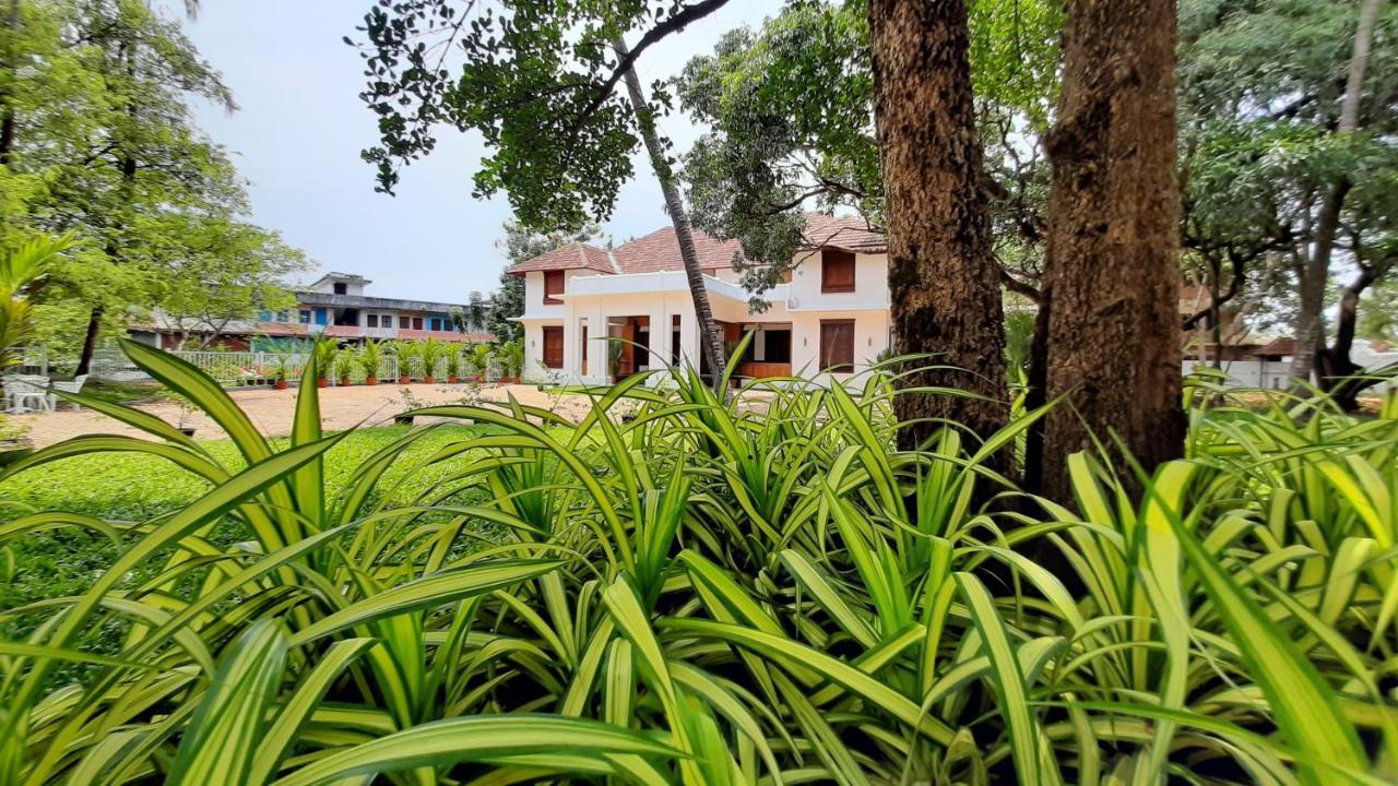 Surya Heritage Hotels Kannur Bagian luar foto